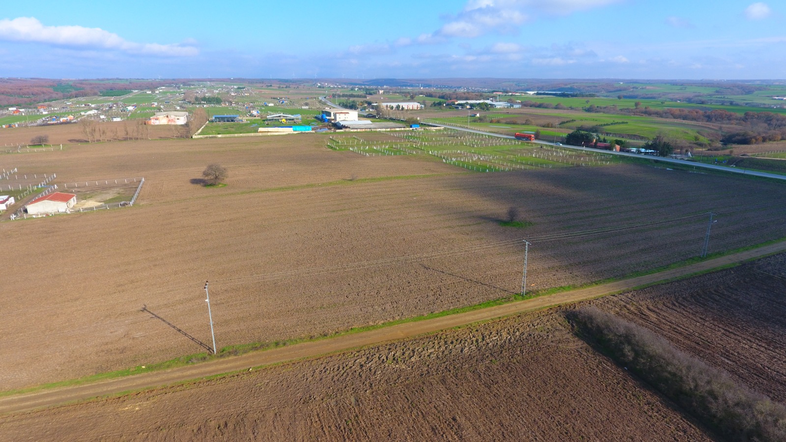 SİLİVRİ BEYCİLERDE 300 M2 TARLA